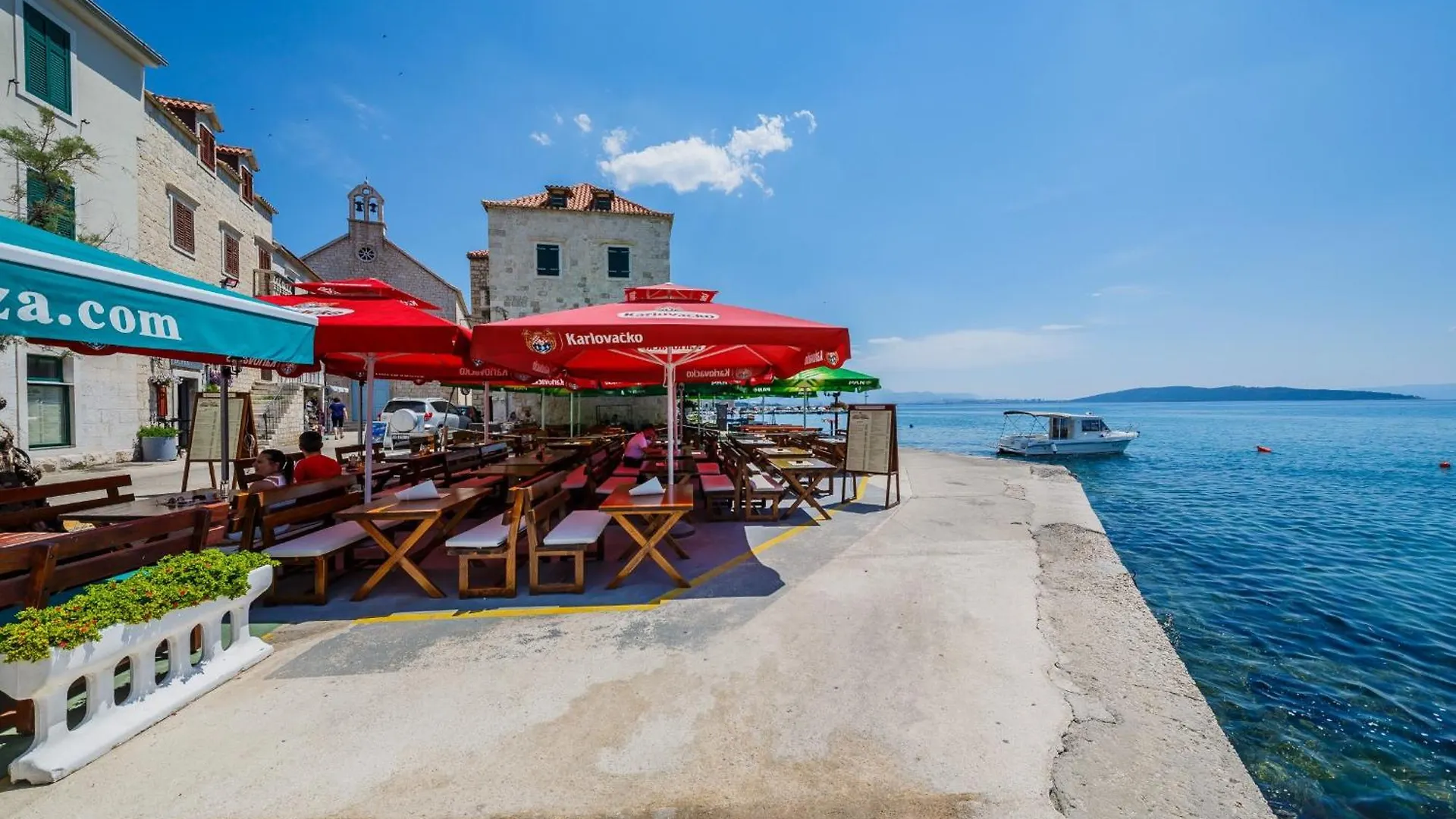 Apartment Antonio On The Seafront With Garden Kastela Croatia
